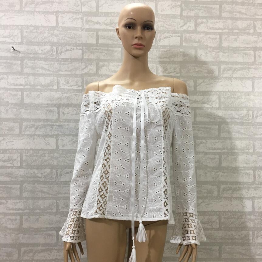 White Off-shoulder Bell Sleeve Lace Street Hipster Top Tassel Stitching Coat
