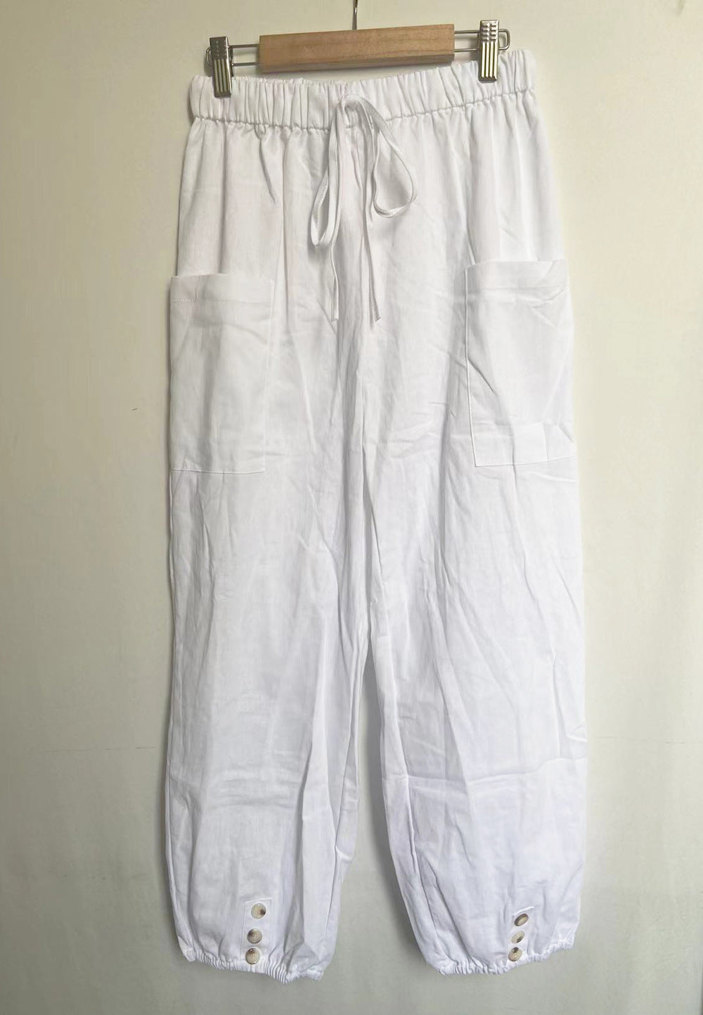 Pantalon en lin boutonné à taille haute pour femmes