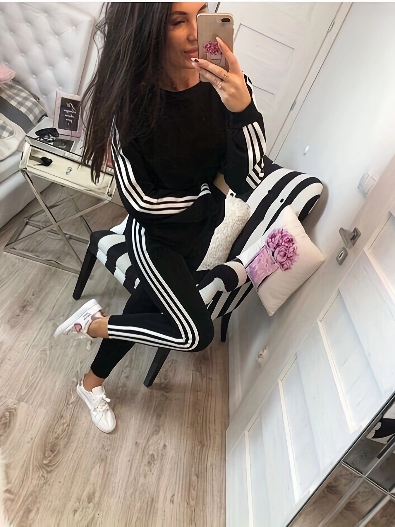 Women's Round Neck Striped Long Sleeve Casual Suits