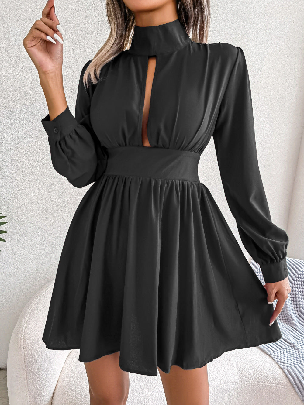 Solid Color Sexy Waist-controlled Large Hem Women's Dress